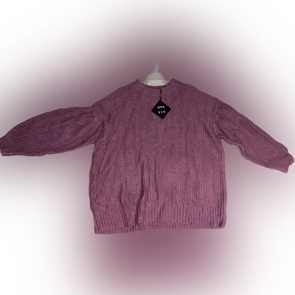 Sweater Plus - Picture 1 of 3